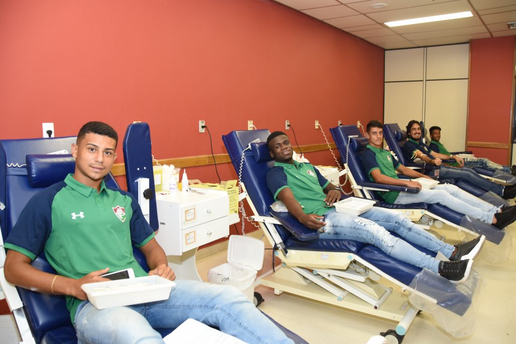 DSC_1255-1024x683 INCAvoluntário recebe seleção Sub-20 do Fluminense em ação de doação de sangue