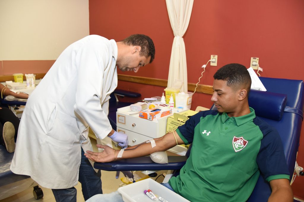 DSC_1263-1024x683 INCAvoluntário recebe seleção Sub-20 do Fluminense em ação de doação de sangue