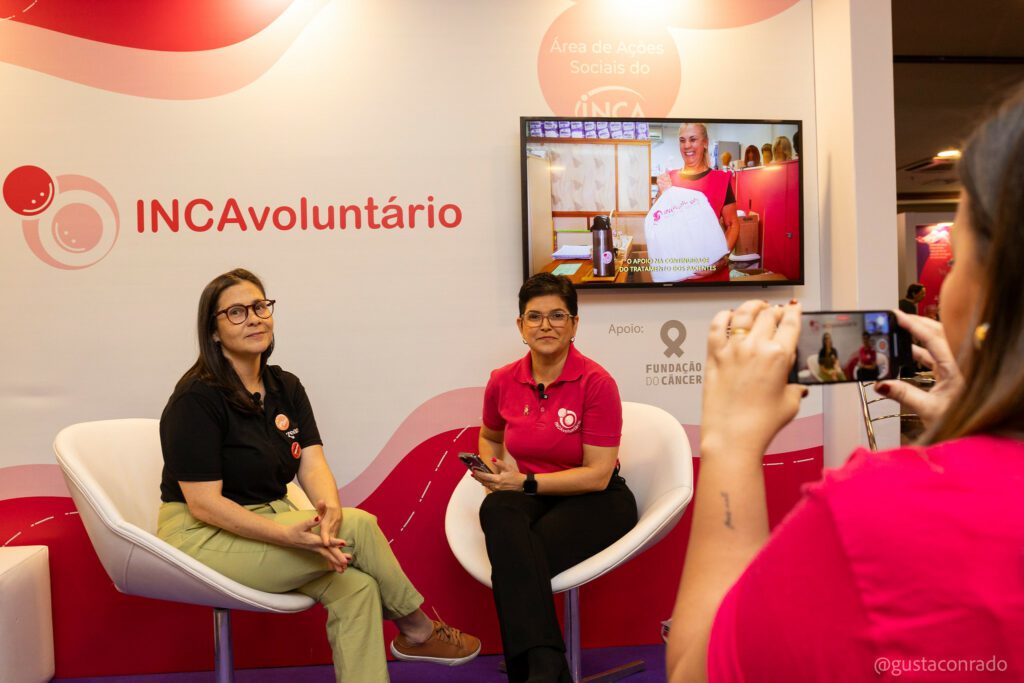 54798759775_a36179b611_k-1024x683 INCAvoluntário leva humanização hospitalar ao TJCC