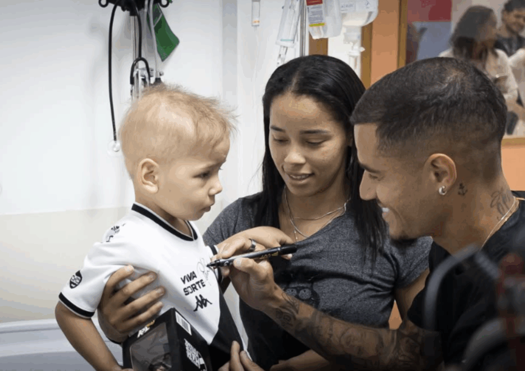 6-1024x724 Philipe Coutinho e Gabriel Silva visitam o INCA