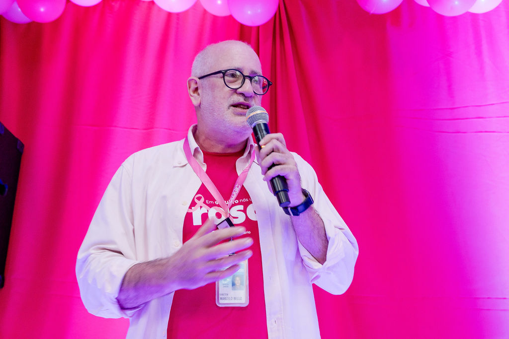 RIT06682 Outubro Rosa no INCAvoluntário enaltece autoestima